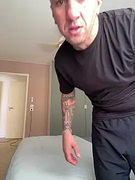 عرض كام mikacapoupa