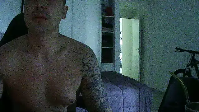 Вебкам-шоу ivvvvan
