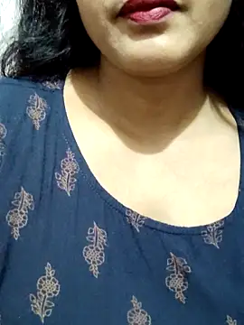 spicysuhana Webcamshow