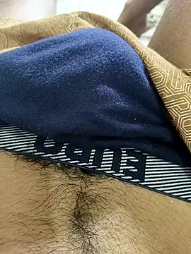 Curvy_Cock-69 Webcam Show