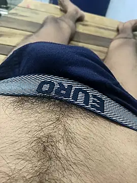 Curvy_Cock-69のウェブカメラショー