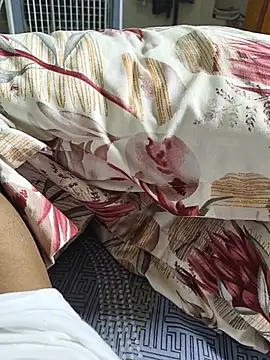 Curvy_Cock-69のウェブカメラショー