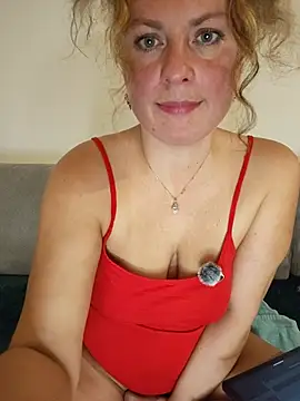 MiraCaramel Live XXX-Chat