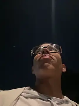 Andres_boy252 在線直播表演