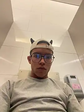 Andres_boy252 Show Webcam