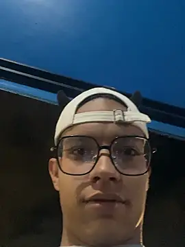 Andres_boy252 在線直播表演