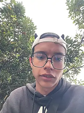 Andres_boy252 Adlı Modelin Web Kamerası Şovu