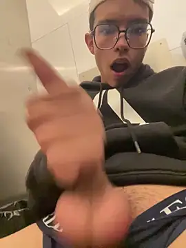 Andres_boy252: διαδικτυακό σόου στην κάμερα