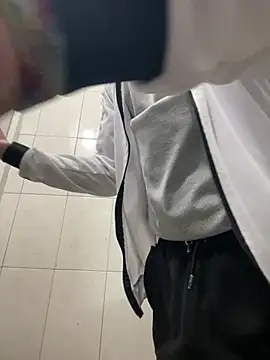 Andres_boy252 网络视讯表演