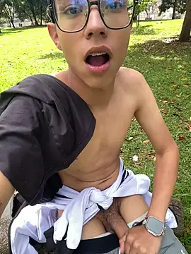 Andres_boy252のウェブカメラショー
