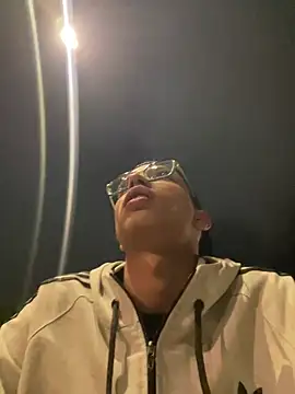 Andres_boy252のウェブカメラショー