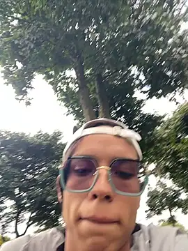 Andres_boy252のウェブカメラショー