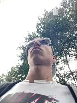 Andres_boy252のウェブカメラショー