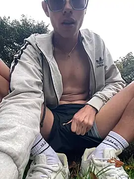 הופעת וובקאם של Andres_boy252