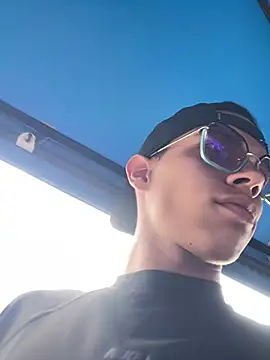 โชว์เว็บแคมของ Andres_boy252