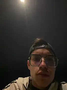 Andres_boy252's Webcam Show