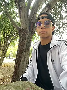 Andres_boy252 Шоу с уебкамера