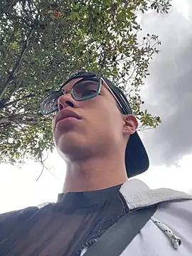 Andres_boy252 Webcam-Show