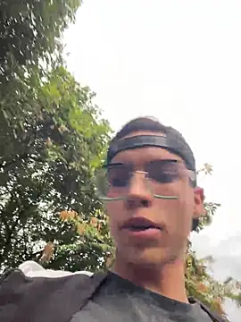 Andres_boy252 在線直播表演