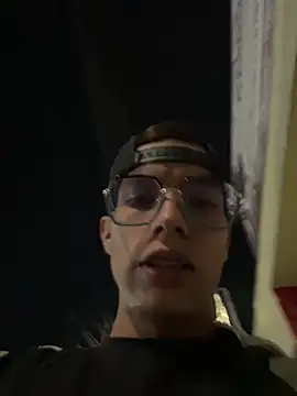 Andres_boy252's Webcam Show