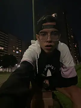 โชว์เว็บแคมของ Andres_boy252