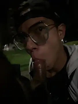 Andres_boy252's Webcam Show