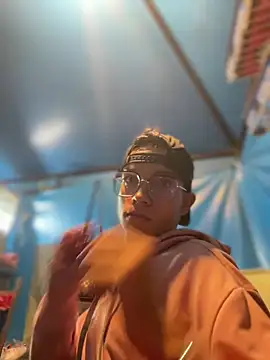 Andres_boy252 网络视讯表演