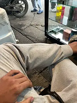 Andres_boy252 webkamerás műsora