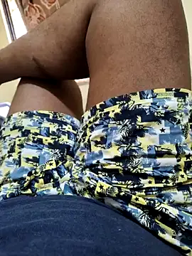 Czat XXX na żywo – Marathi_Priyanka_Kunal