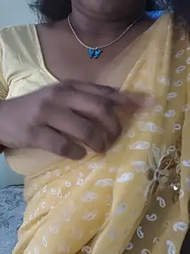 Pertunjukan Kamera Web Marathi_Priyanka_Kunal