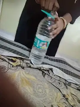 Marathi_Priyanka_Kunal Adlı Modelin Canlı XXX Sohbeti