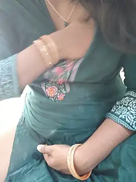 Pertunjukan Kamera Web Marathi_Priyanka_Kunal