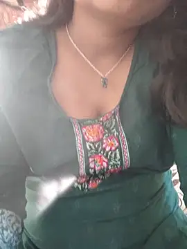 Webkamerová show Marathi_Priyanka_Kunal
