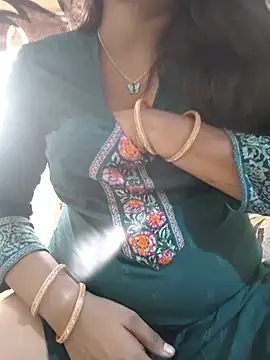 Marathi_Priyanka_Kunal লাইভ XXX চ্যাট
