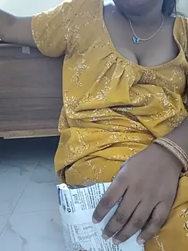 Pertunjukan Kamera Web Marathi_Priyanka_Kunal