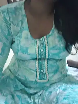Pokazy przed kamerką – Marathi_Priyanka_Kunal