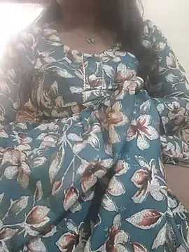 Webkamerová show Marathi_Priyanka_Kunal