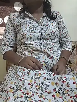 Marathi_Priyanka_Kunal: онлайн-секс-чат