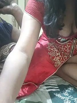הופעת וובקאם של Marathi_Priyanka_Kunal