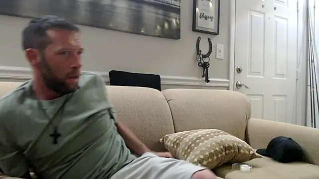 Diamondintherough24 Show in webcam