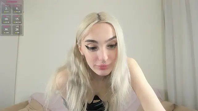 succubantra's Live XXX Chat