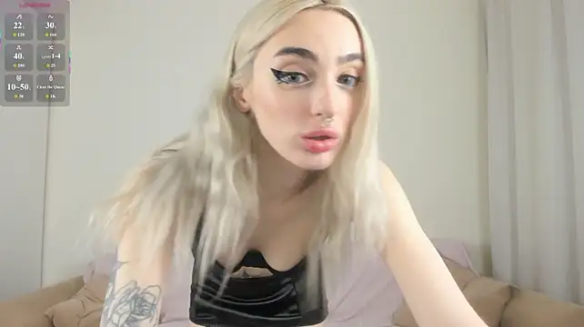 succubantra's Live XXX Chat