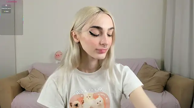 succubantra's Webcam Show