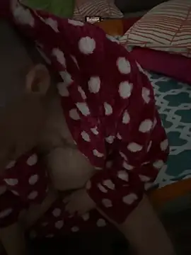 Jaropol: διαδικτυακό σόου στην κάμερα