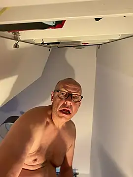 Webkamerová show Jaropol