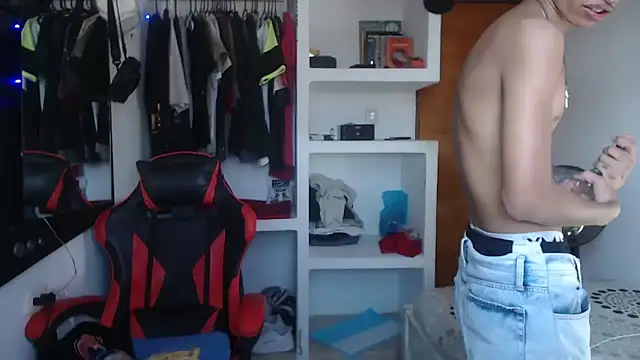 sung_yol Adlı Modelin Web Kamerası Şovu