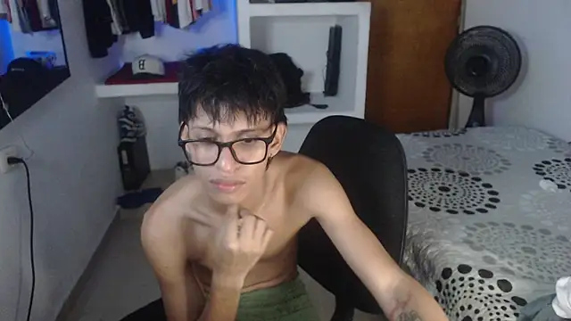 sung_yoln Webbikameraesitys