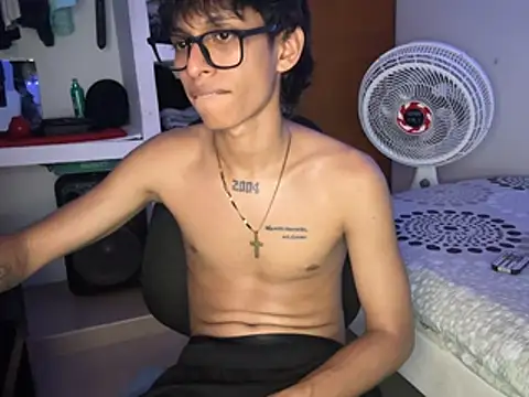sung_yol – webcam-show