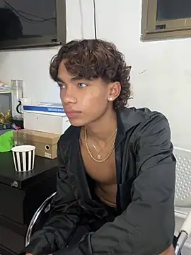 AlanCutee Webcam-Show