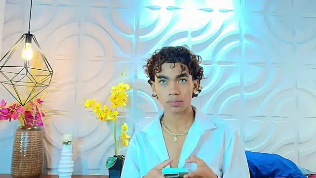 AlanCutee Show Webcam